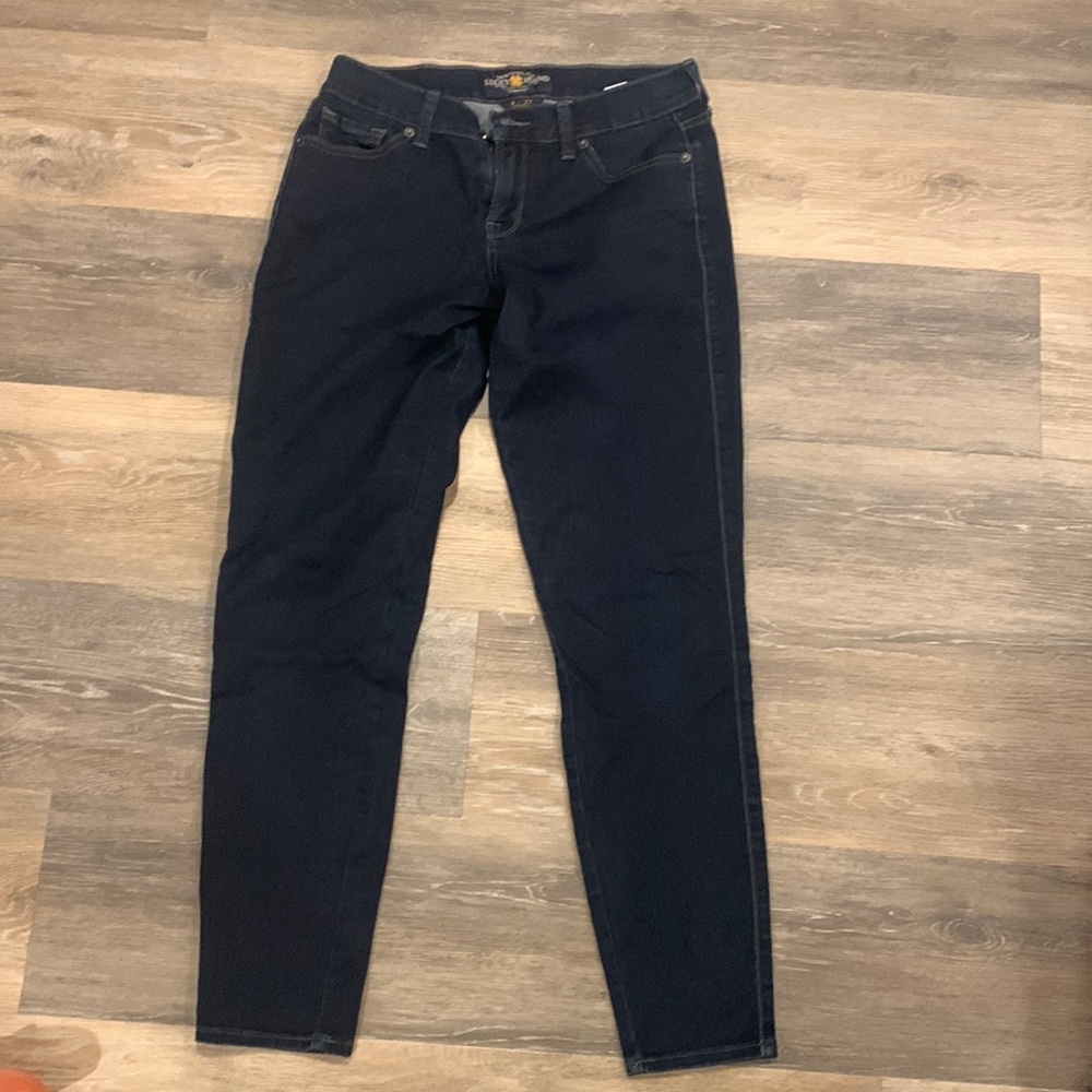 Size 4/27 lucky brand Charlie jegging mid rise